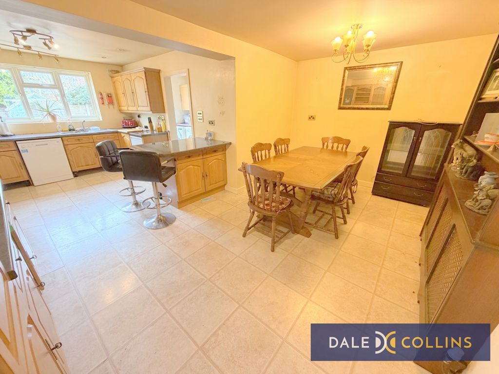 Property photo 2 of 22 Photo 13