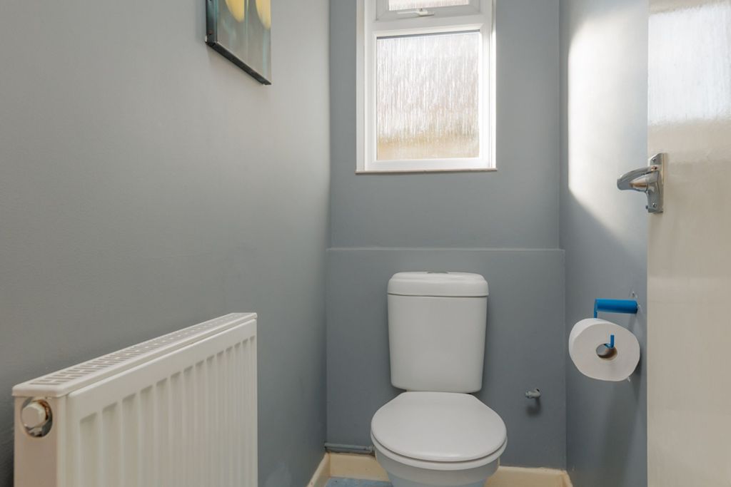 Property photo 3 of 28