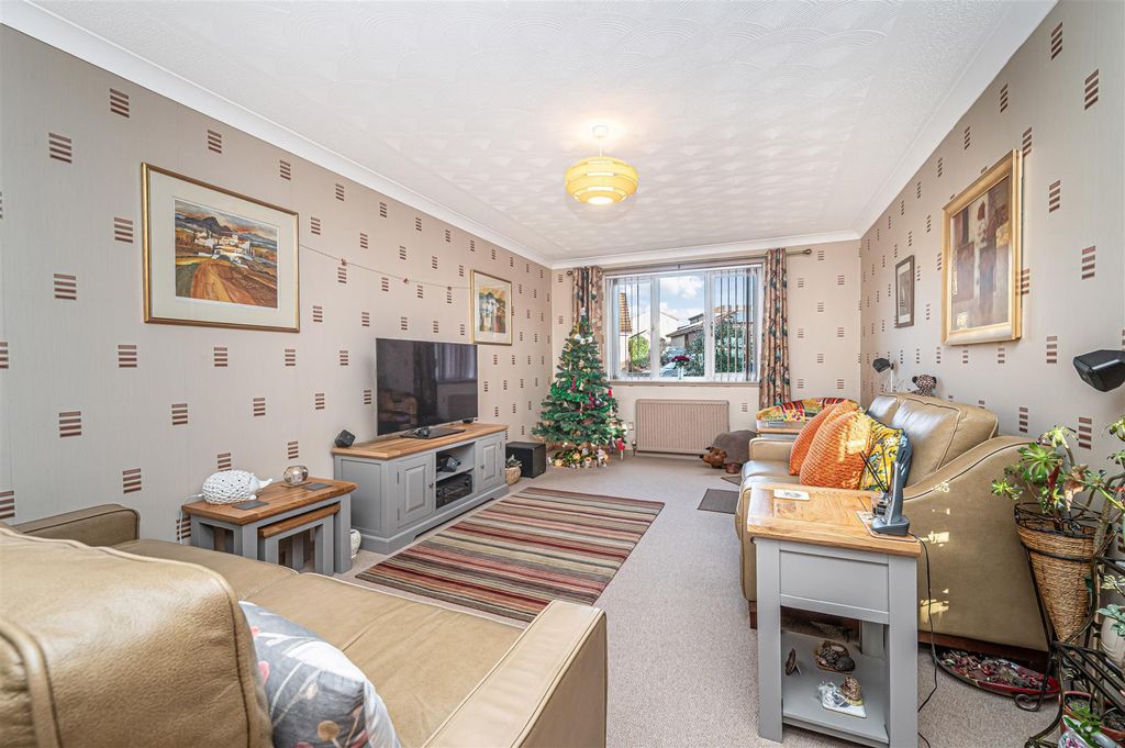 Property photo 2 of 35 Untitled (3 Of 1).Jpg