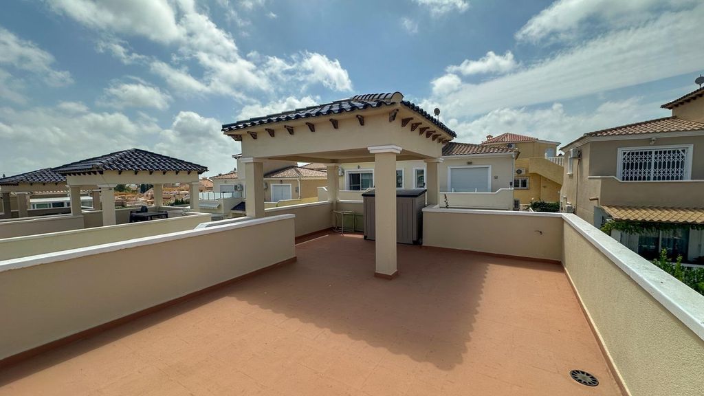 Property photo 1 of 49