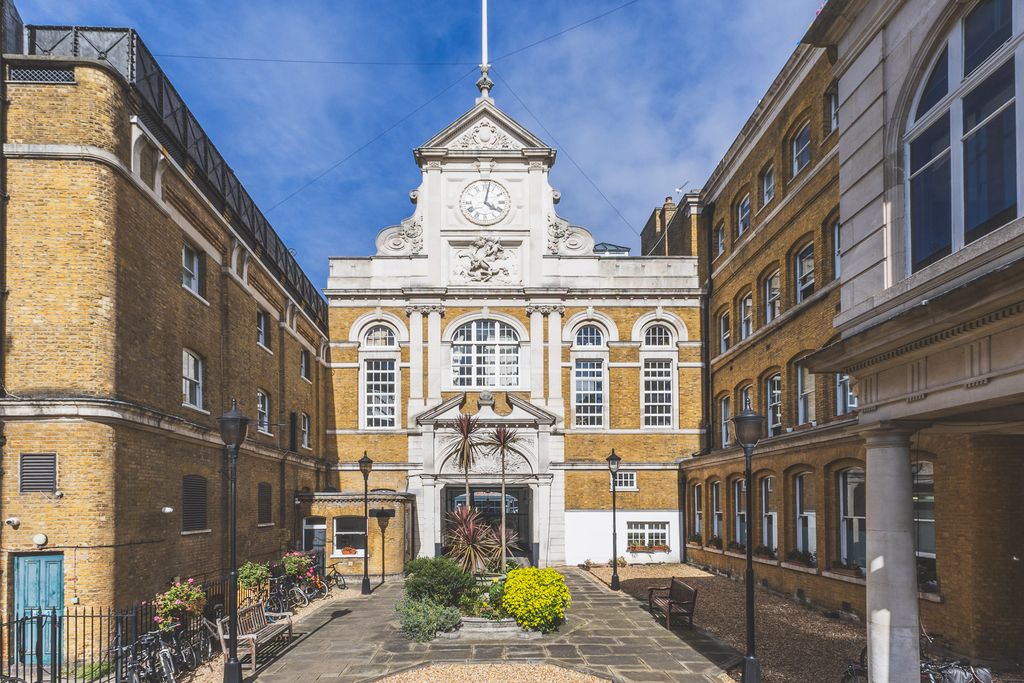 Property photo 2 of 21 6C9A3217