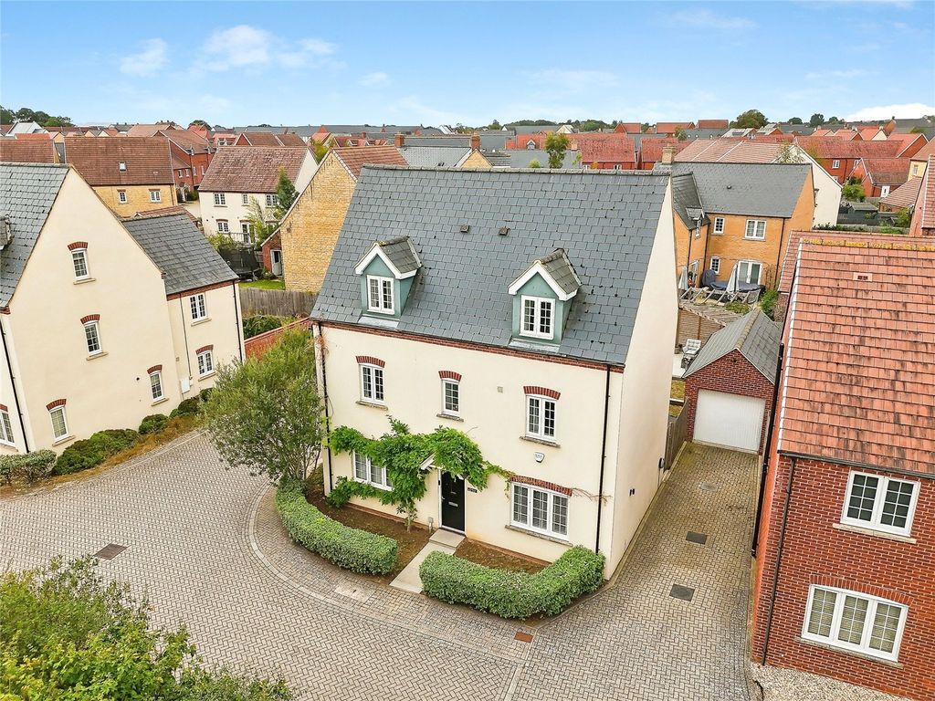 Property photo 1 of 31 Picture No. 34