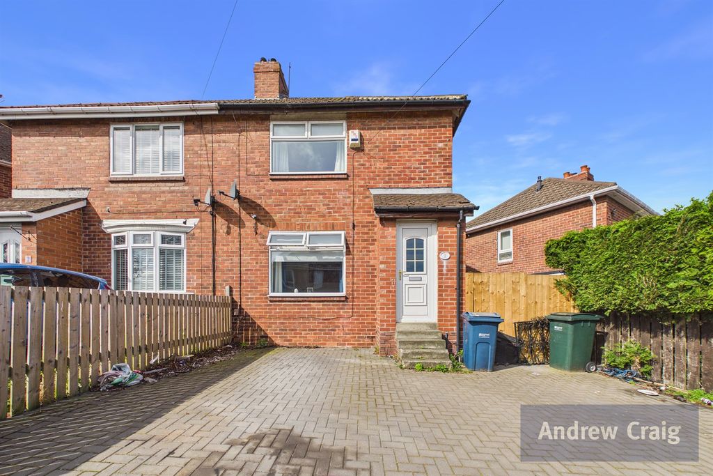 Property photo 1 of 7 (Main)