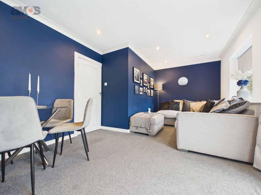 Property photo 3 of 14 4836927