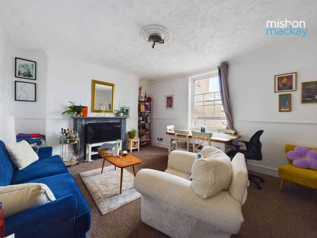 Property photo 2 of 9 Picture No. 01