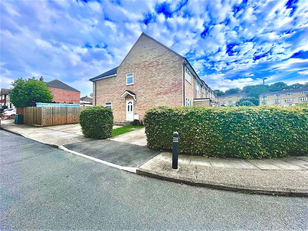 Property photo 1 of 20 Picture No. 01