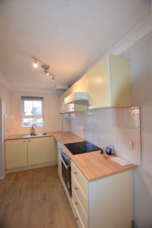 Property photo 2 of 6