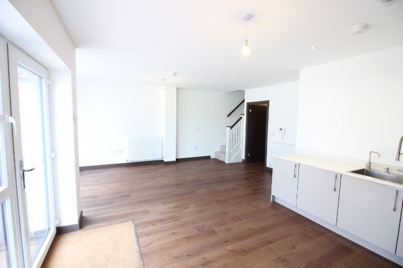 Property photo 2 of 12 Photo 2