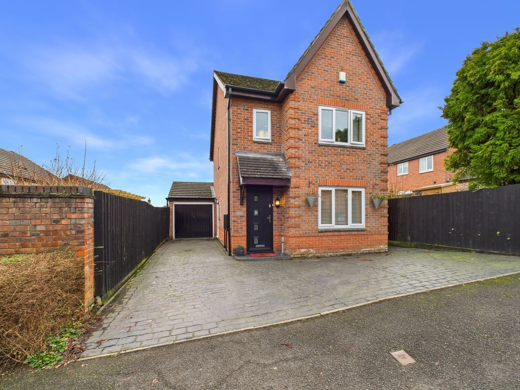 Property photo 1 of 18 Photo 17