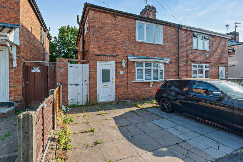 Property photo 1 of 8