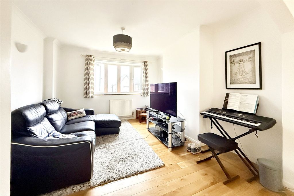 Property photo 2 of 17 Robinson Jackson