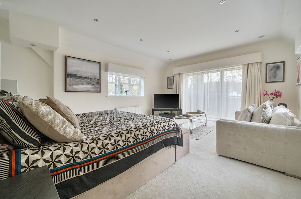 Additional image 20 of 6 bed detached house for saleHeather Lane, Up Nately, Hook RG27