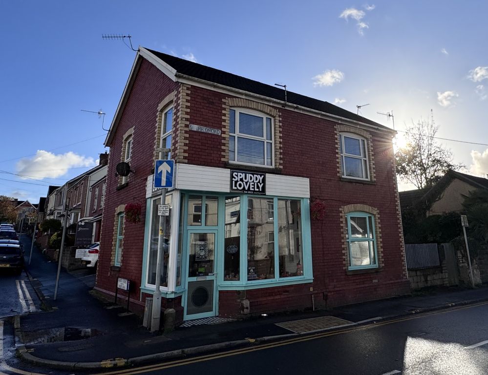 Property photo 1 of 10