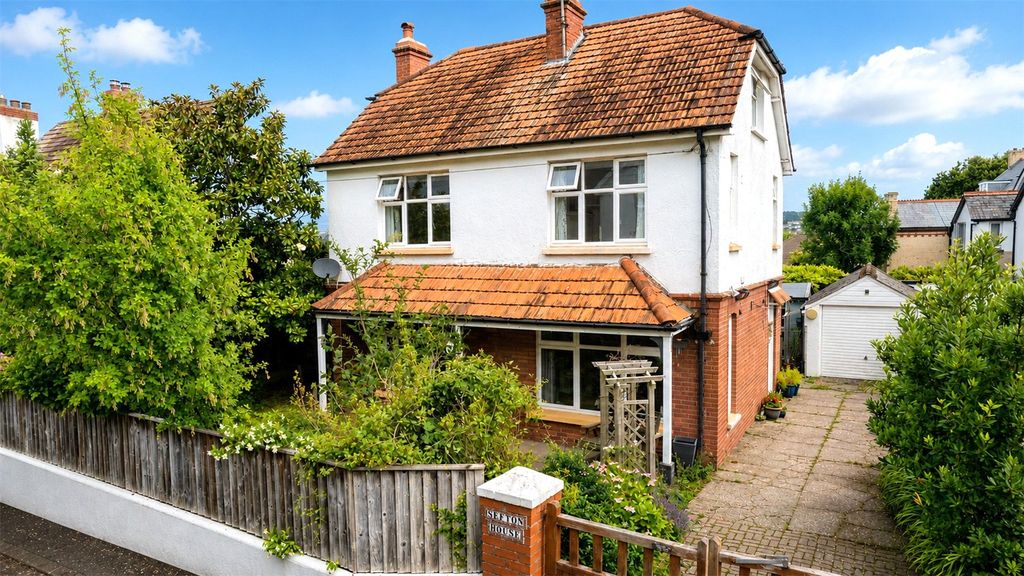 5 bed detached house for saleSouth Park, Barnstaple, Devon EX32