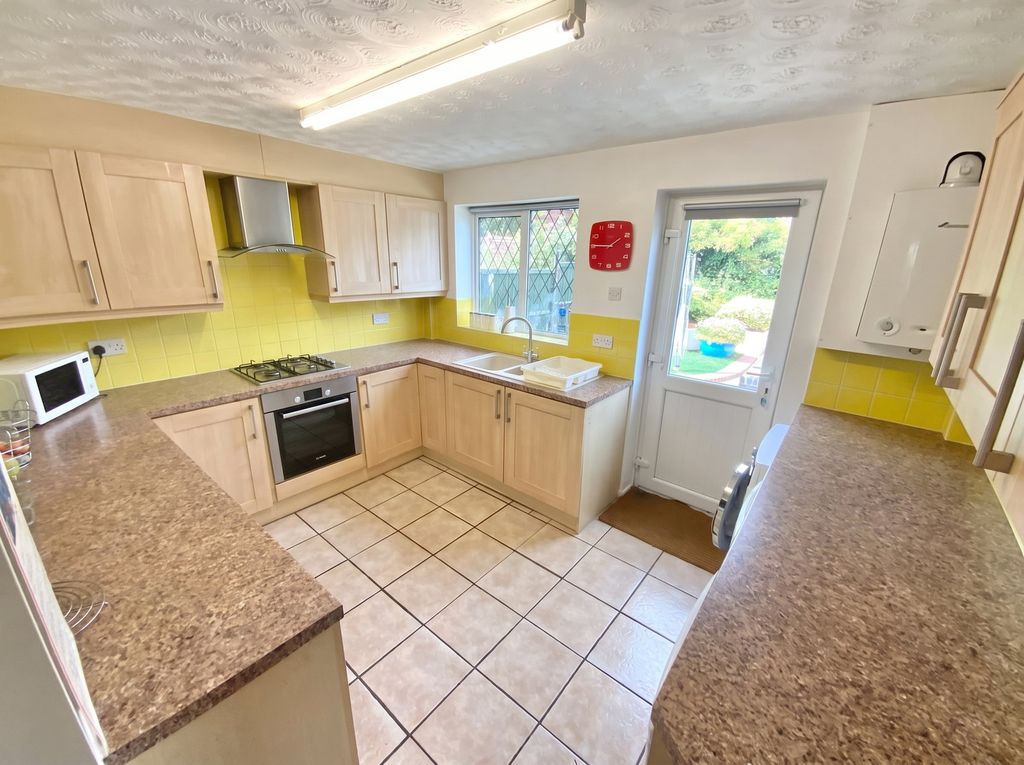 Property photo 2 of 11