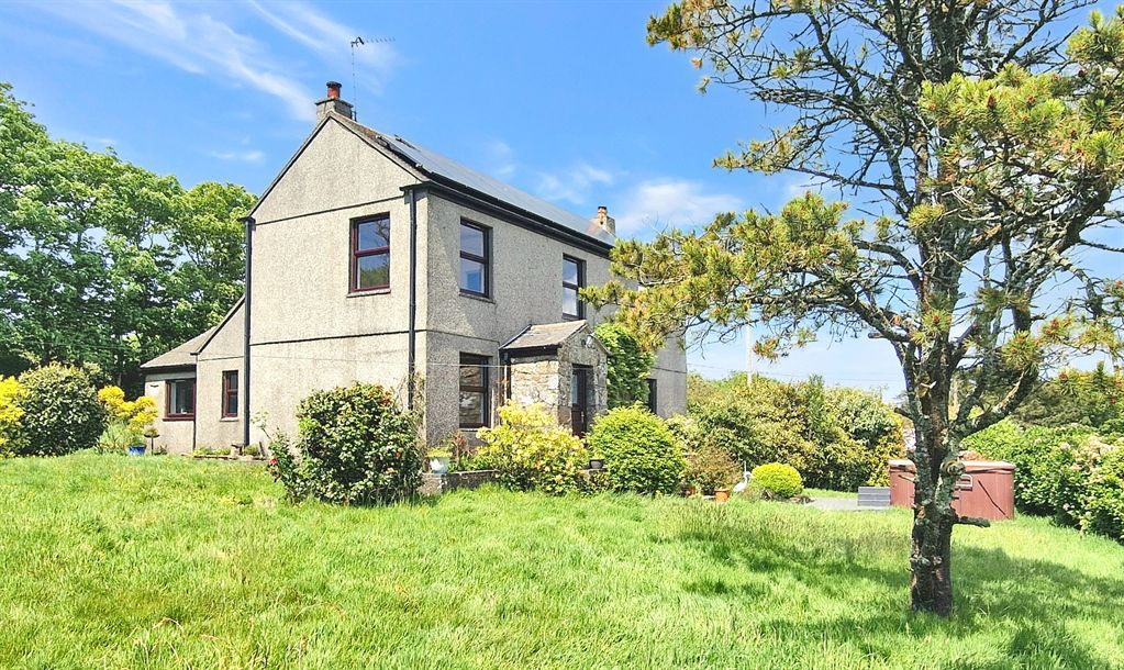 Property photo 1 of 20 3 Bedrooms Detached House For Sale