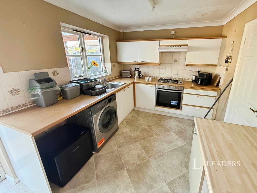 Property photo 2 of 14 2