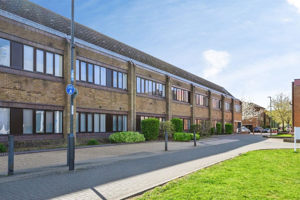 Property photo 1 of 10