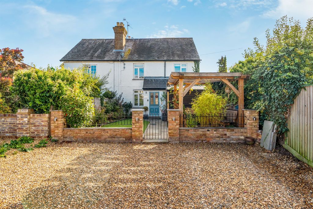 Property photo 1 of 10