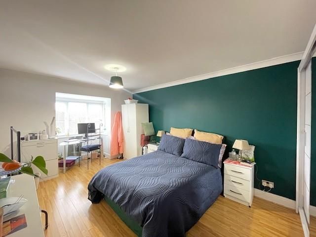 Property photo 3 of 6 Bedroom 3