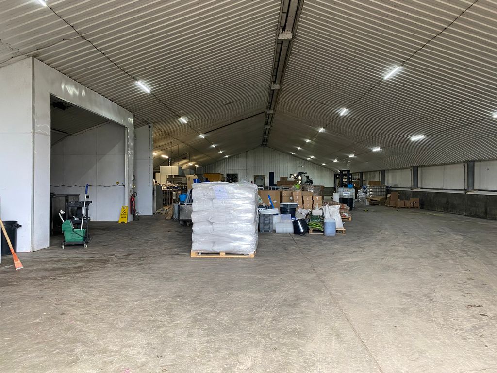 Property photo 2 of 5