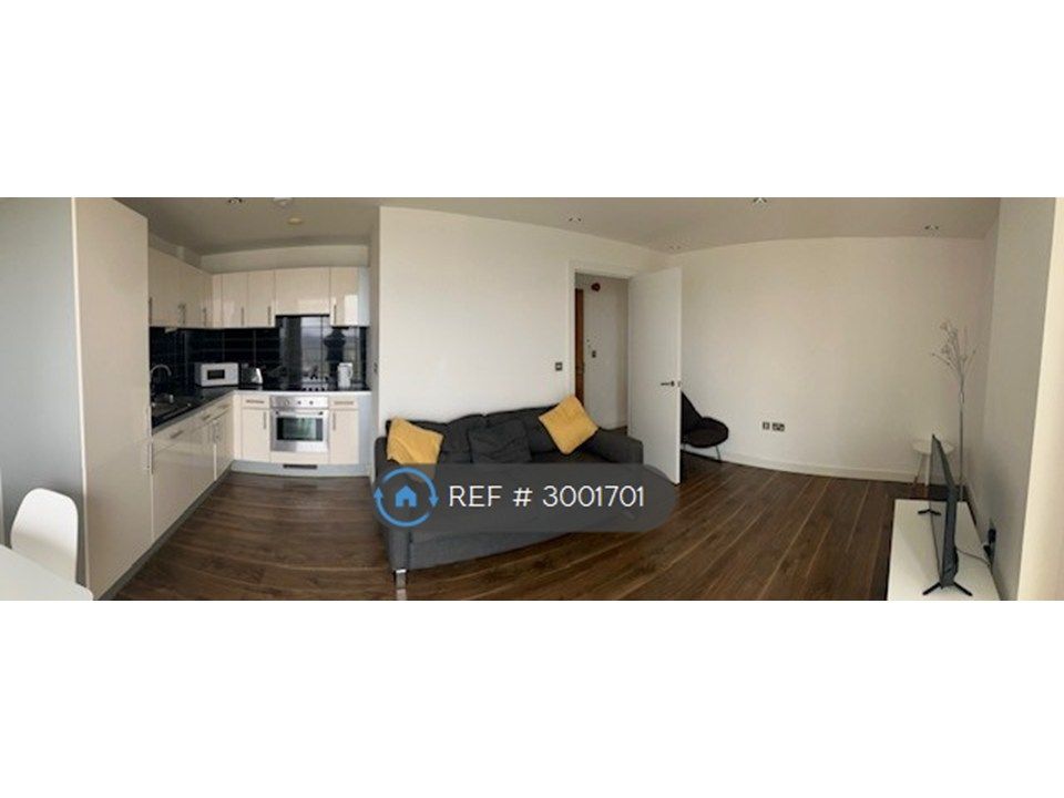 Property photo 1 of 10 Living Room