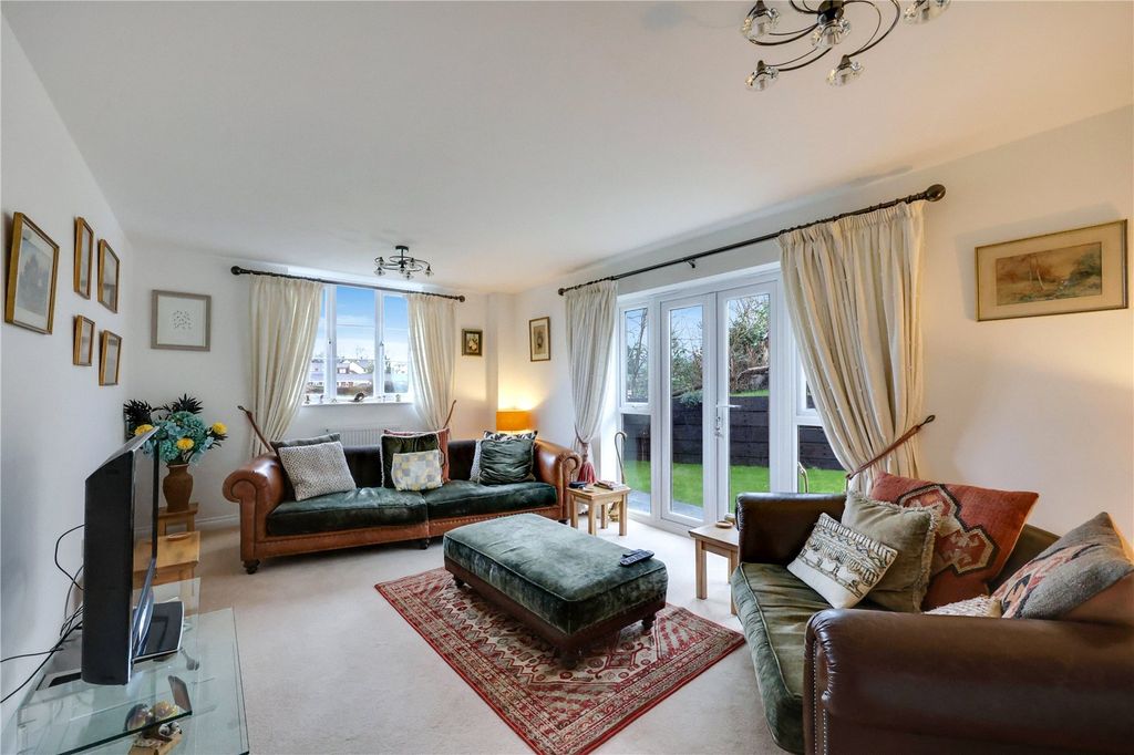 Property photo 2 of 24 Picture No. 02