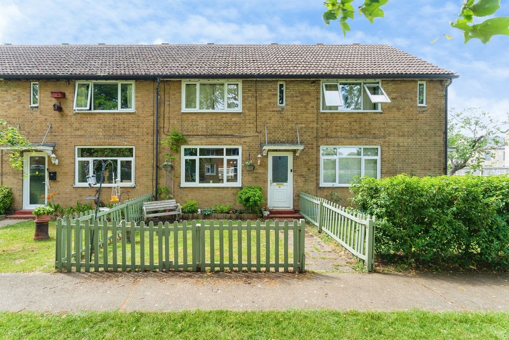Property photo 1 of 11