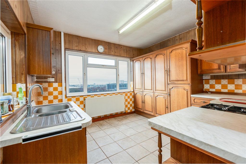 Property photo 2 of 34 Cz0A3782-Edit.Jpg