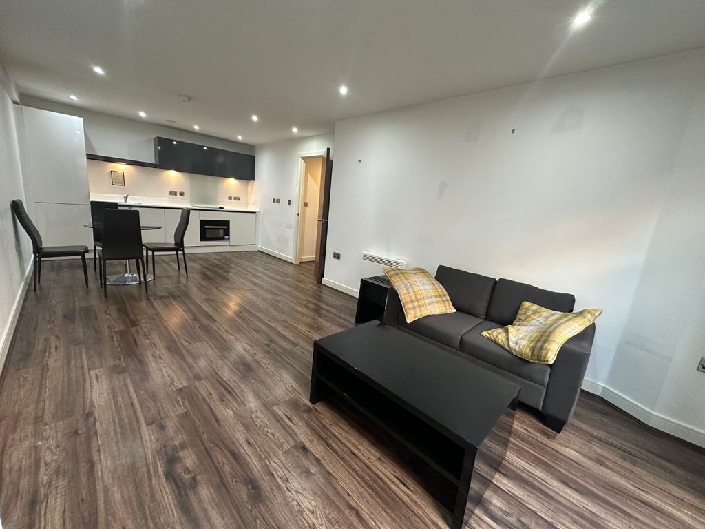 Property photo 2 of 12 Picture No. 28