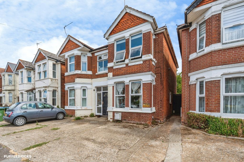 Property photo 1 of 24