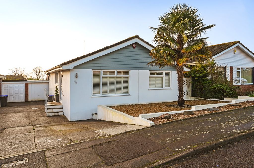Property photo 1 of 17 Front