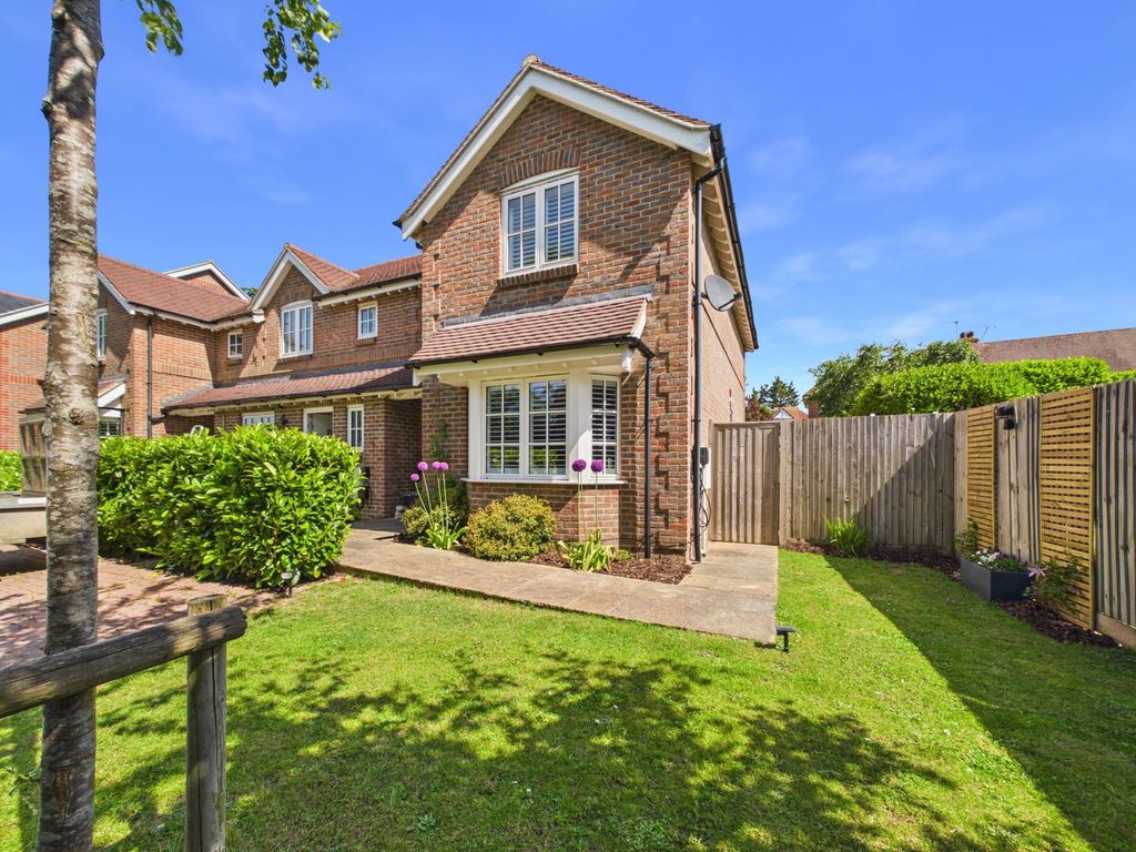 Property photo 1 of 24