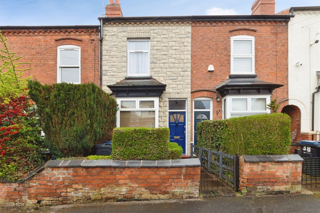 Property photo 2 of 17