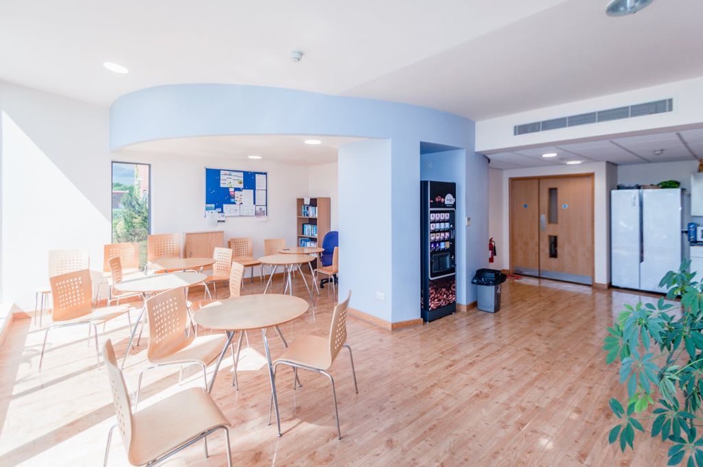 Property photo 2 of 7 15.Jpg