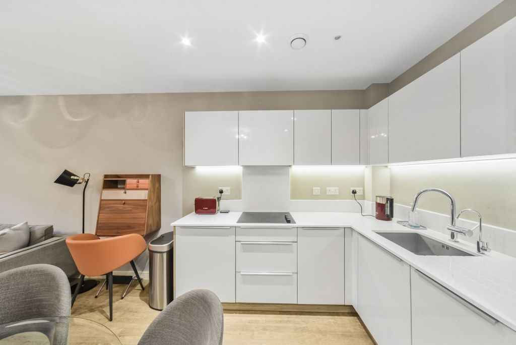 Property photo 2 of 13 Dsc_7202_High