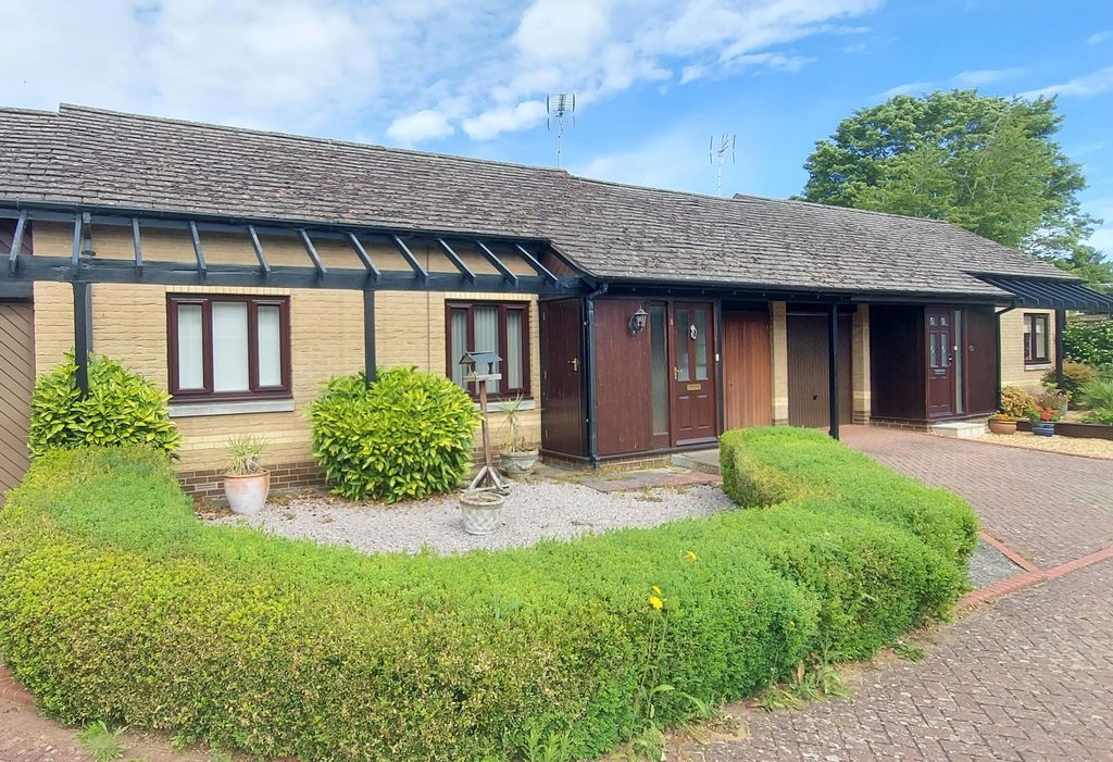 Property photo 1 of 9