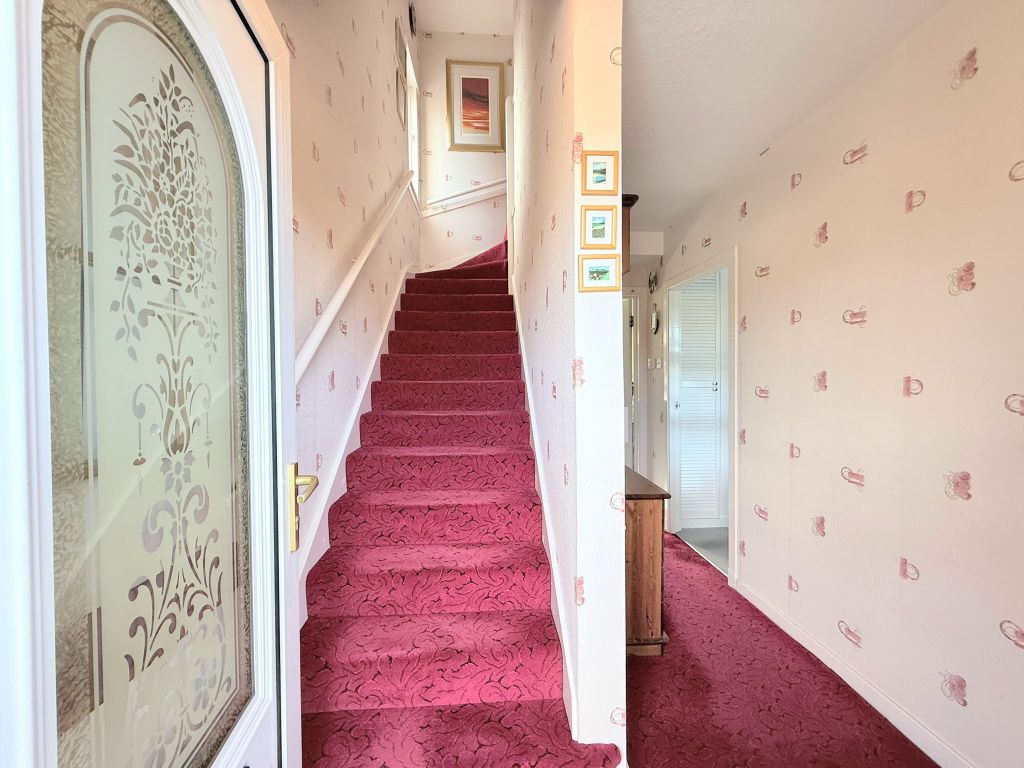 Property photo 2 of 36