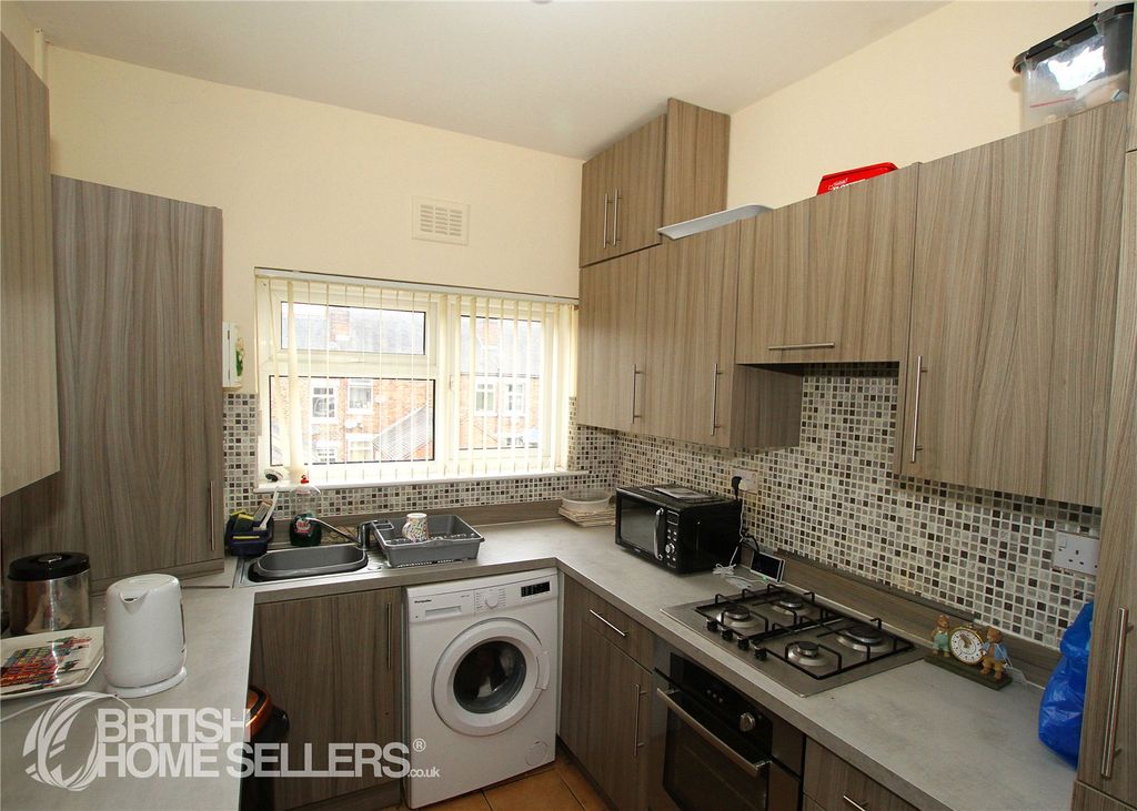 Property photo 2 of 12 Picture No. 08