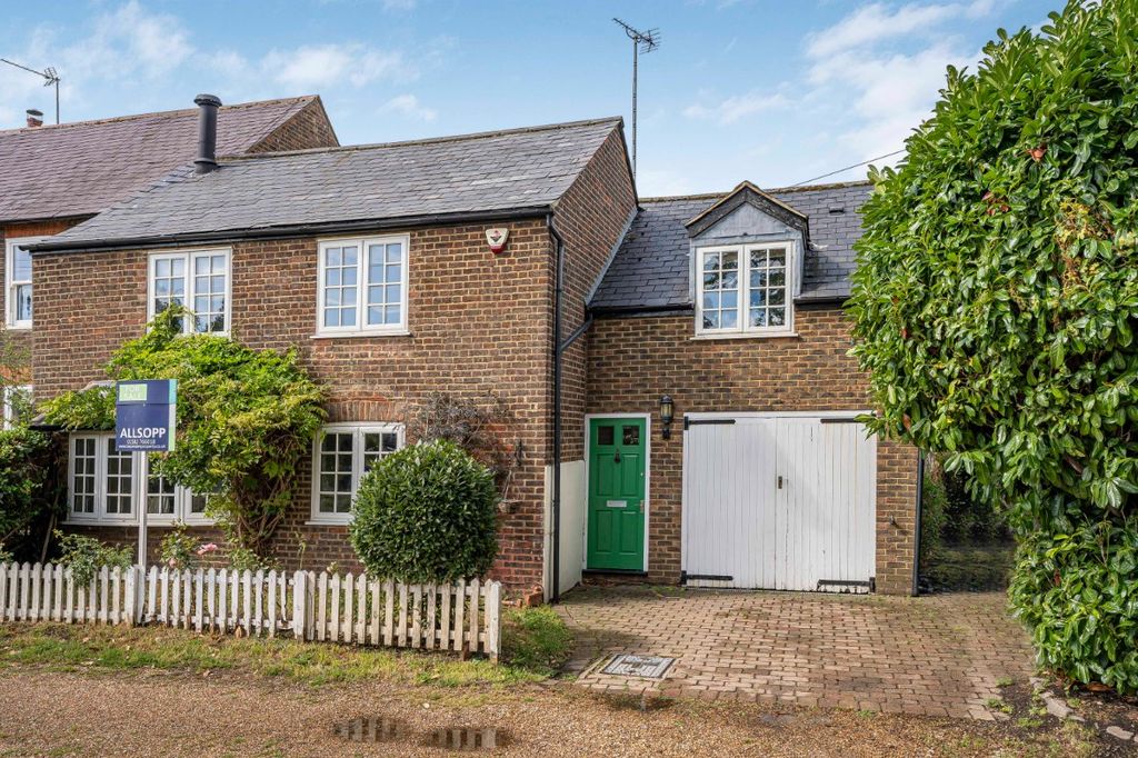 Property photo 1 of 25