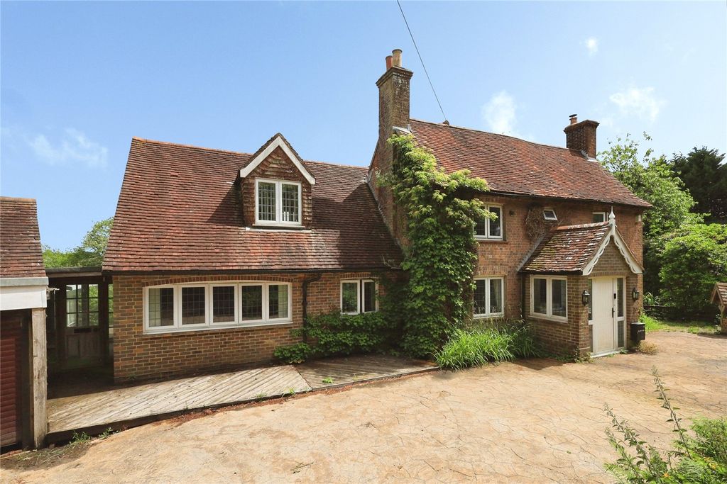 Property photo 2 of 50 Picture No. 01