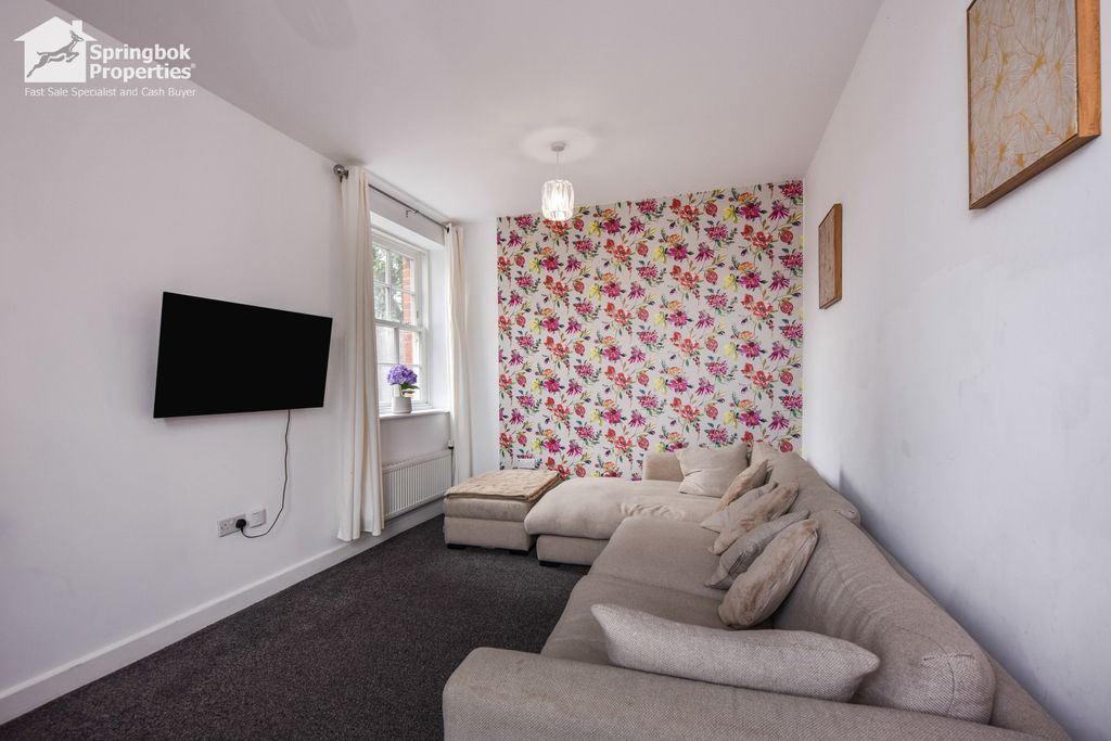 Property photo 2 of 13 1