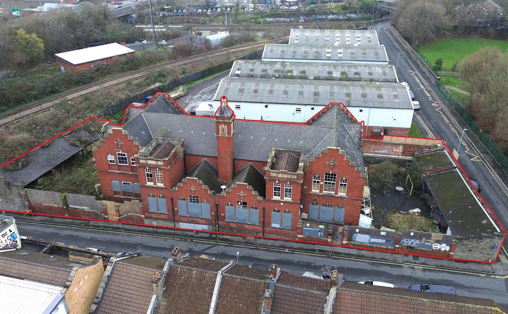 Property photo 1 of 11 Main Image.Jpg