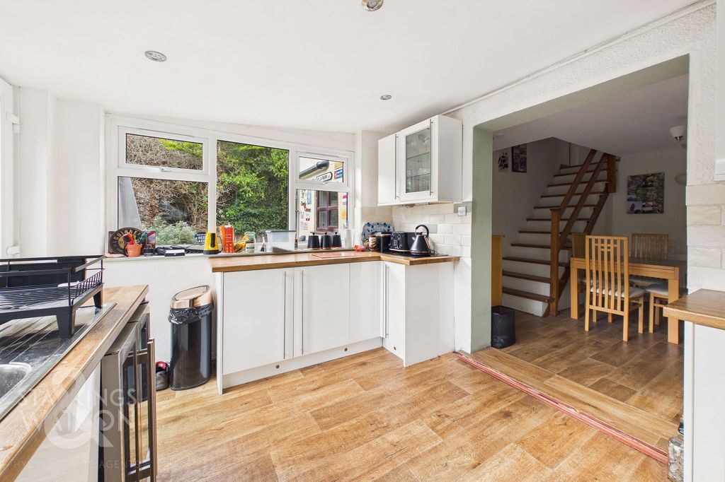 Additional image 9 of 4 bed cottage for saleRectory Lane, Poringland, Norwich NR14