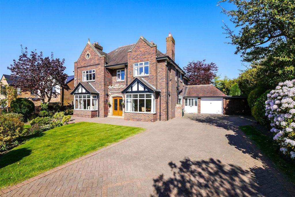 Property photo 1 of 45 Exterior And Gardens