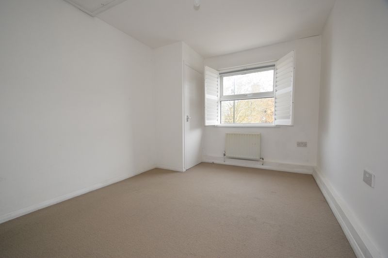 Property photo 2 of 10 Photo 6