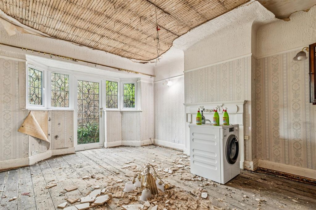 Property photo 3 of 12 Sutton Court Road, W4 - For Sale