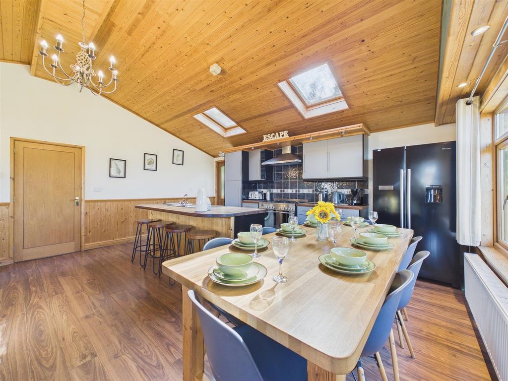 Property photo 3 of 18 Open Plan L/K/D