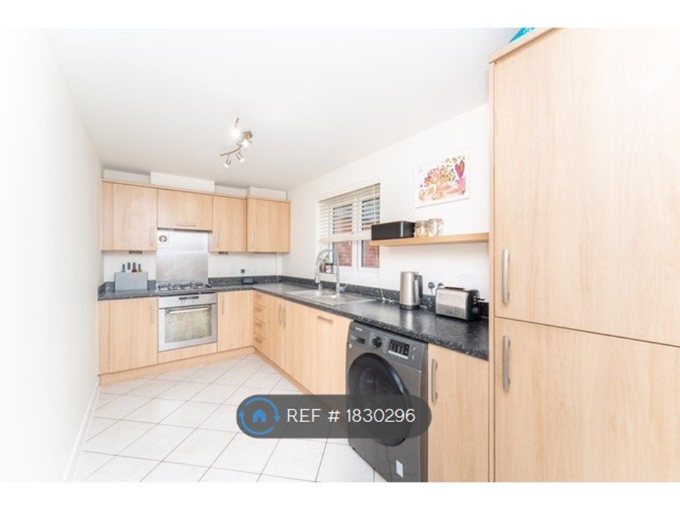 Property photo 3 of 14