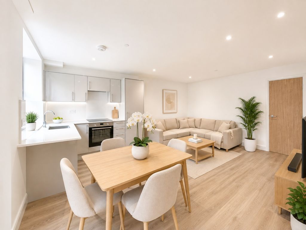 Property photo 1 of 8 Kitchen Dining/Reception
